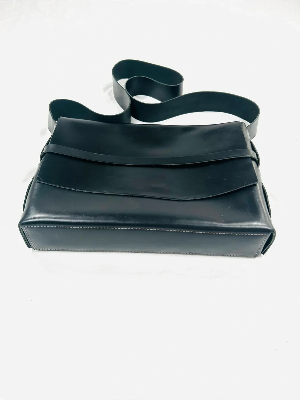 Rustico Leather Messenger Satchel Bag